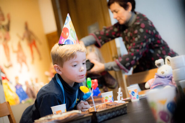 Verjaardag in het museum