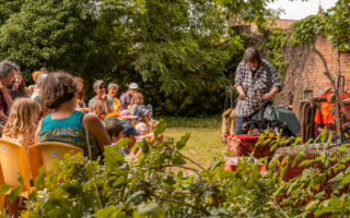 Marionnettes au Jardin